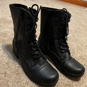 Guess Combat Boots